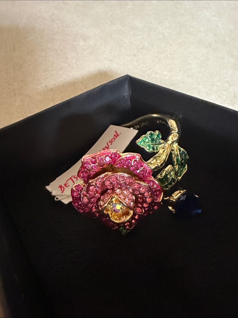 Brand-New Betsy Johnson Pink Rose & Green Leaf Crystal Ring with Gold-Tone Band